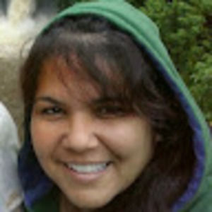 Meet your Posher, Evette